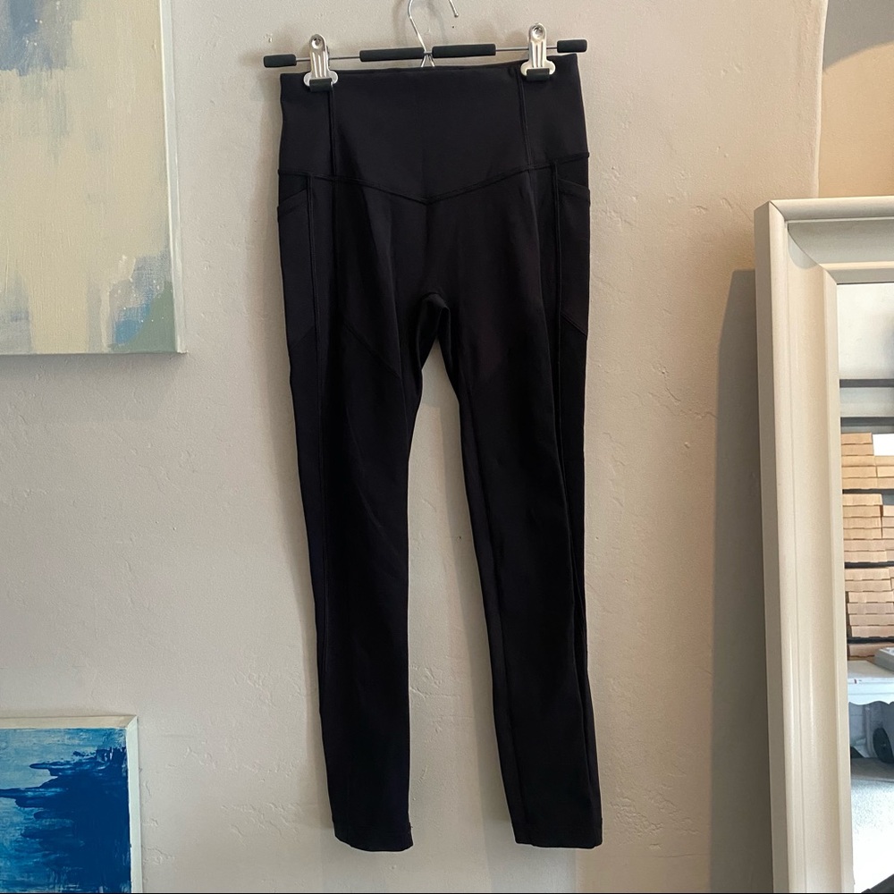 Lululemon size 6